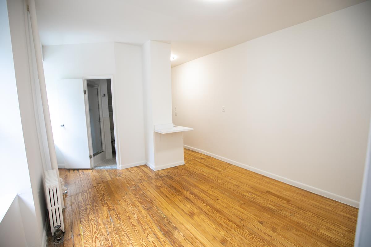 234-236 Thompson Street 6 Greenwich Village New York NY 10012