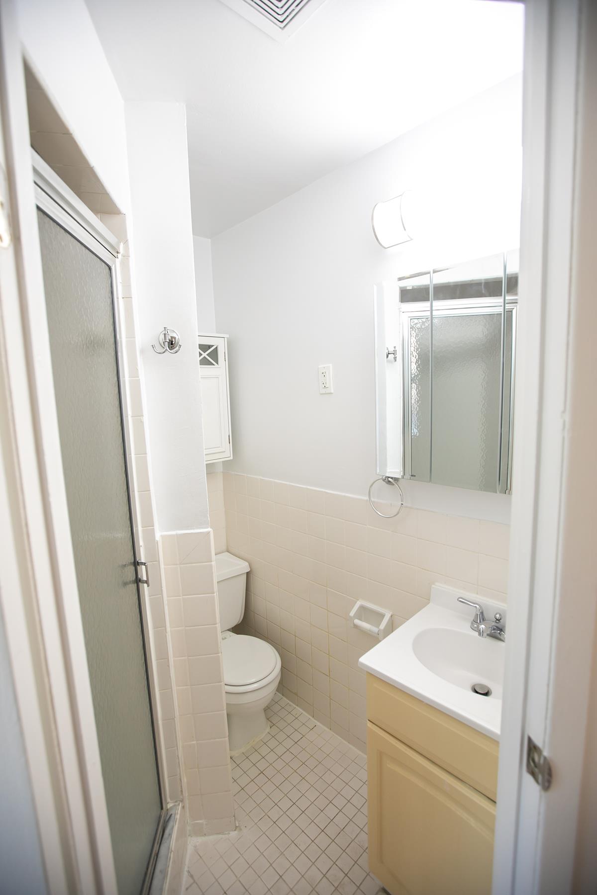 234-236 Thompson Street 6 Greenwich Village New York NY 10012