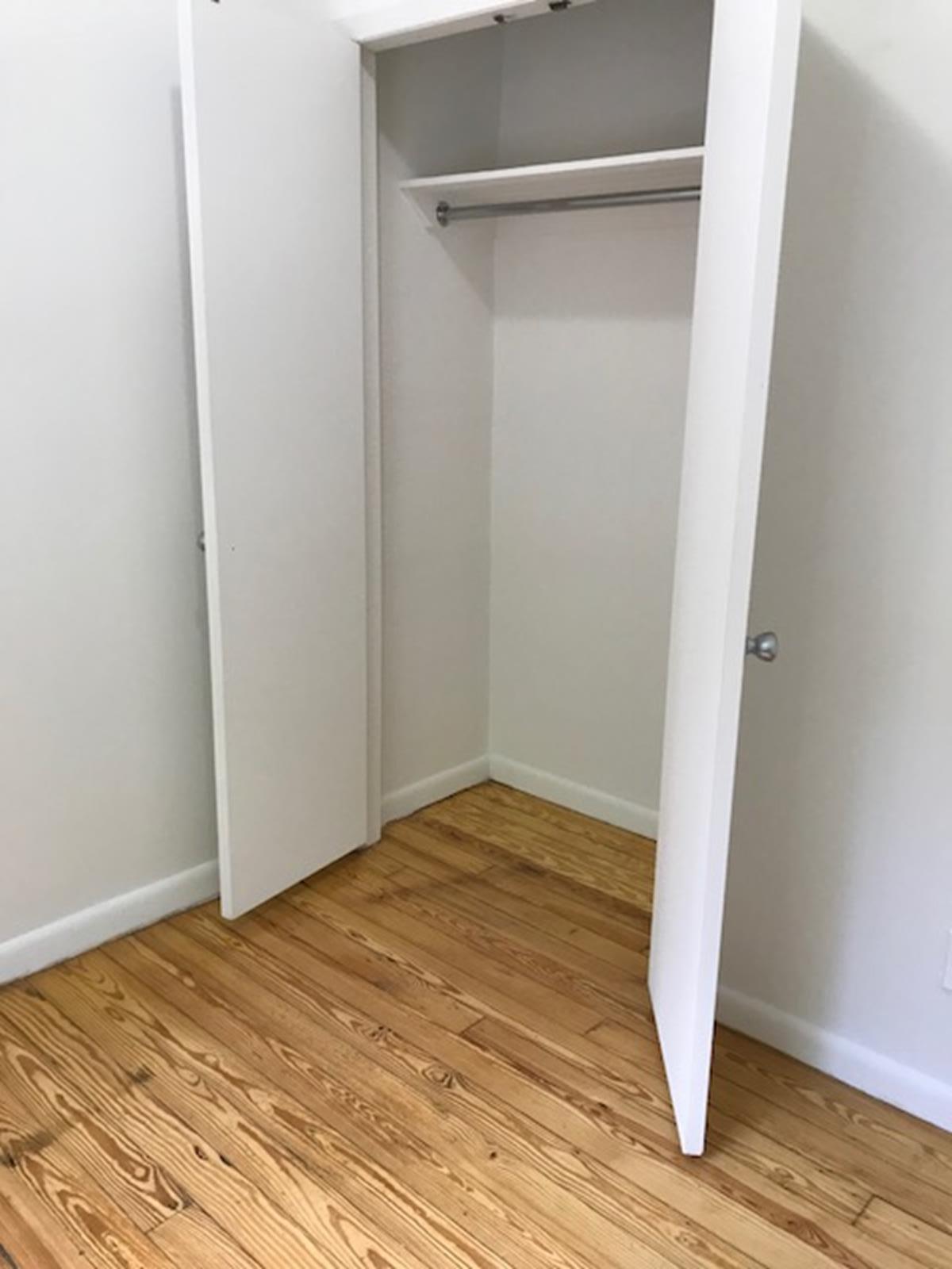 234-236 Thompson Street 6 Greenwich Village New York NY 10012