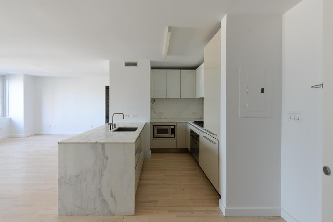 322 West 57th Street 29-D Clinton New York NY 10019