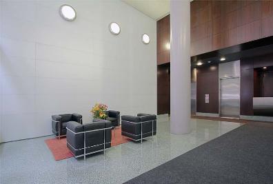 100 West 58th Street, #8E