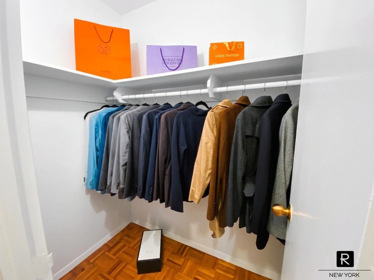350 West 50th Street Midtown West New York NY 10019