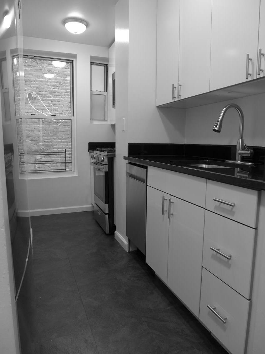 172 Spring Street 12 Soho New York NY 10012