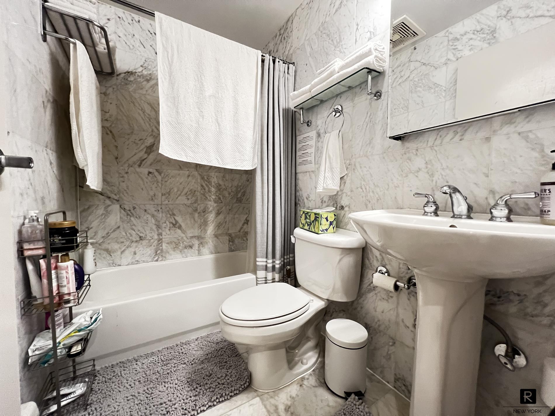 225 East 58th Street Midtown East New York NY 10022