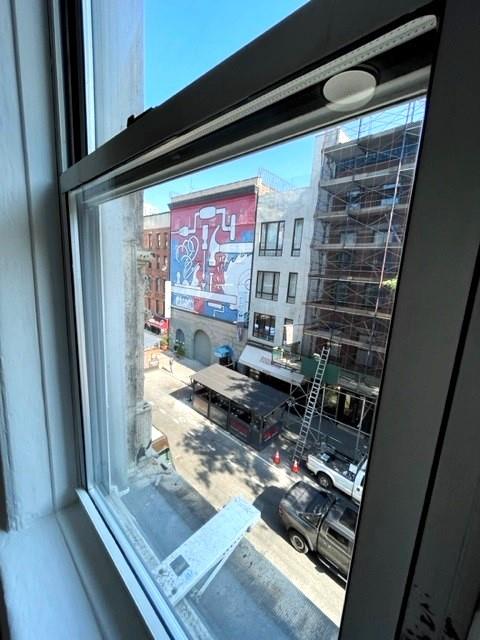 172 Spring Street 9 Soho New York NY 10012