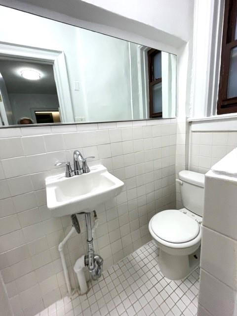 172 Spring Street 9 Soho New York NY 10012