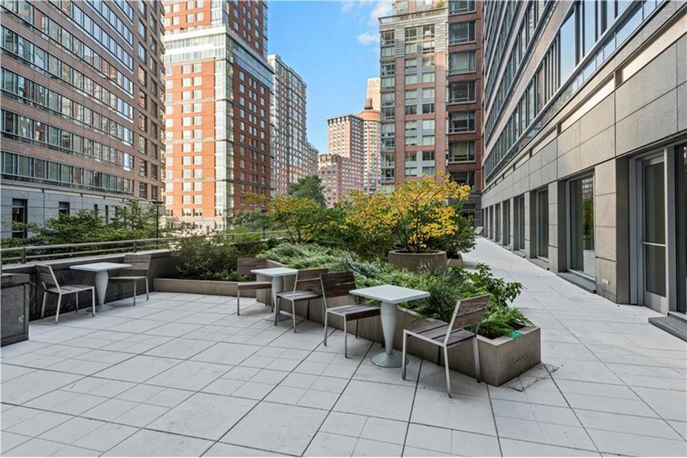 2 River Terrace Battery Park City New York NY 10282