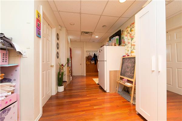 7801 Ridge Boulevard, #BUILDING