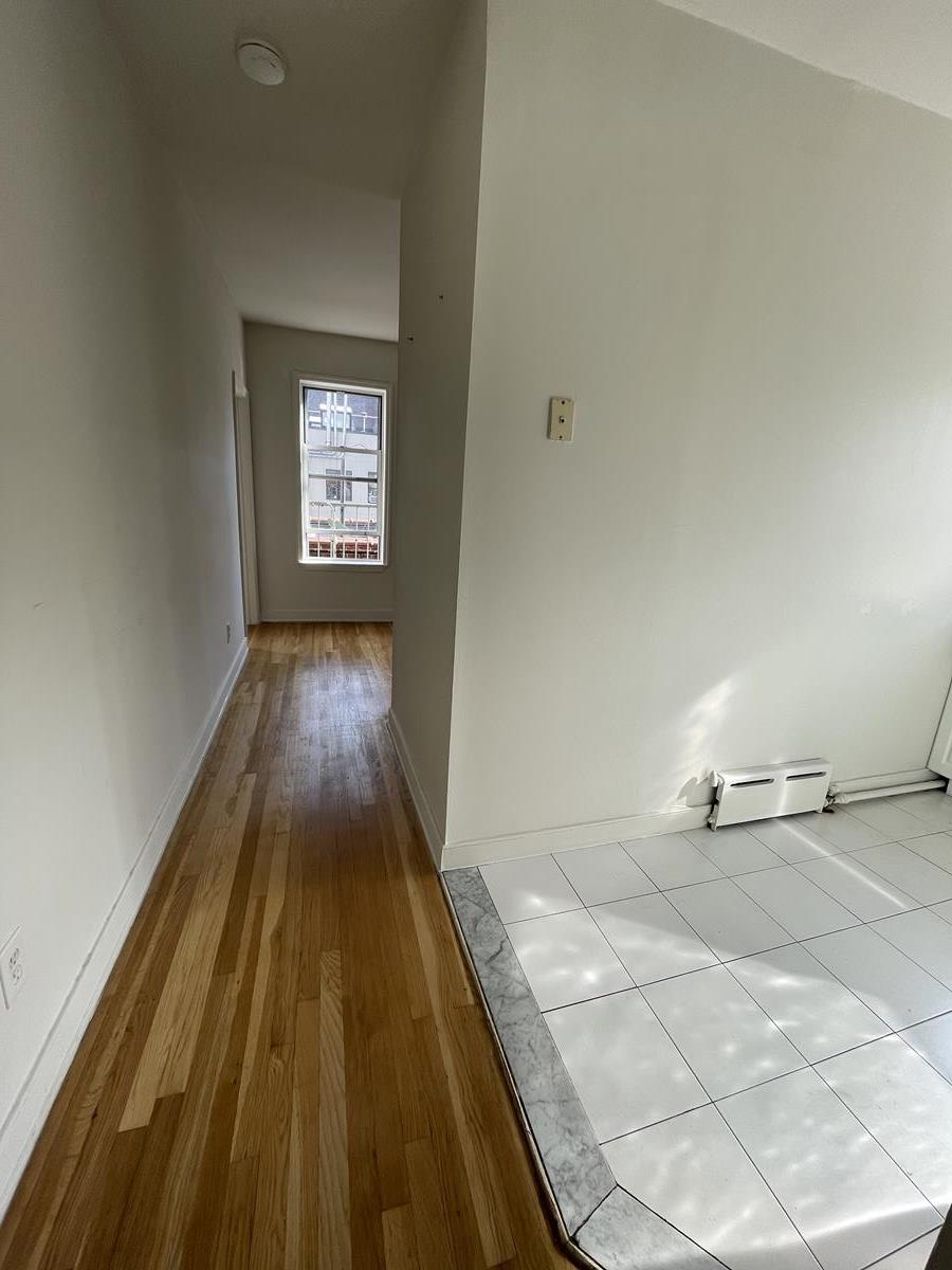 174 Spring Street 21 Greenwich Village New York NY 10012