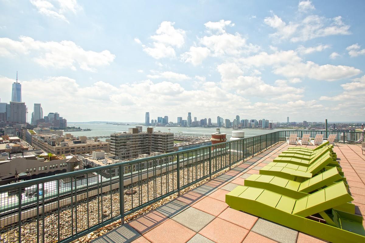 666 Greenwich Street, #849