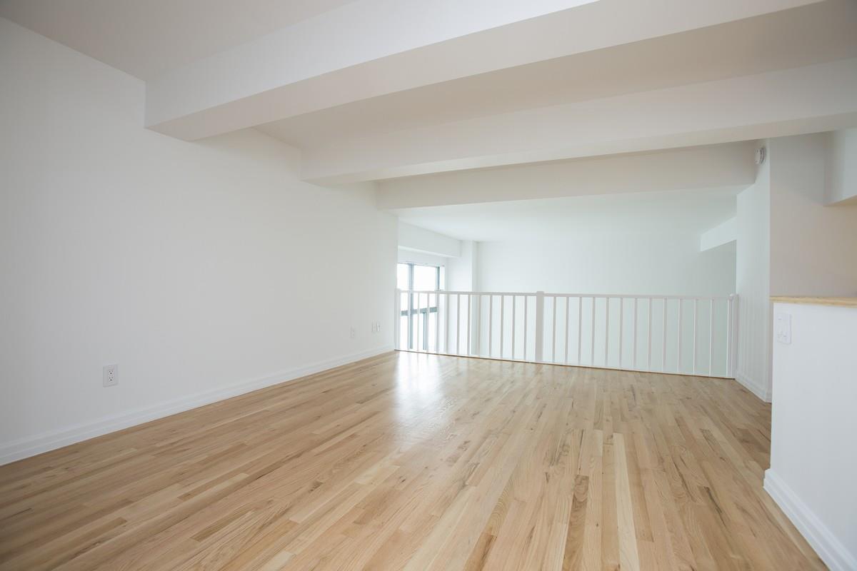 666 Greenwich Street, #849