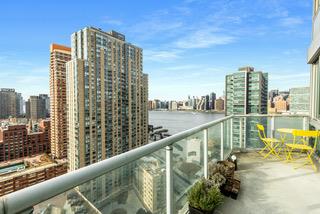 47-05 Center Blvd. 2514 Hunters Point Queens NY 11109