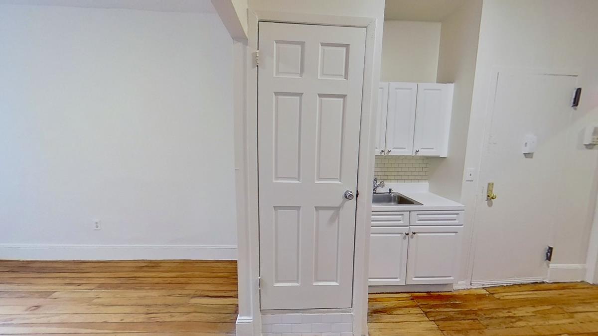 521 Hudson Street 2-RS W. Greenwich Village New York NY 10014