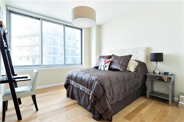 46-30 Center Blvd. 804 Long Island City Queens NY 11109