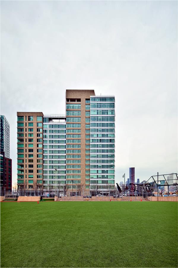 46-30 Center Blvd. 804 Long Island City Queens NY 11109