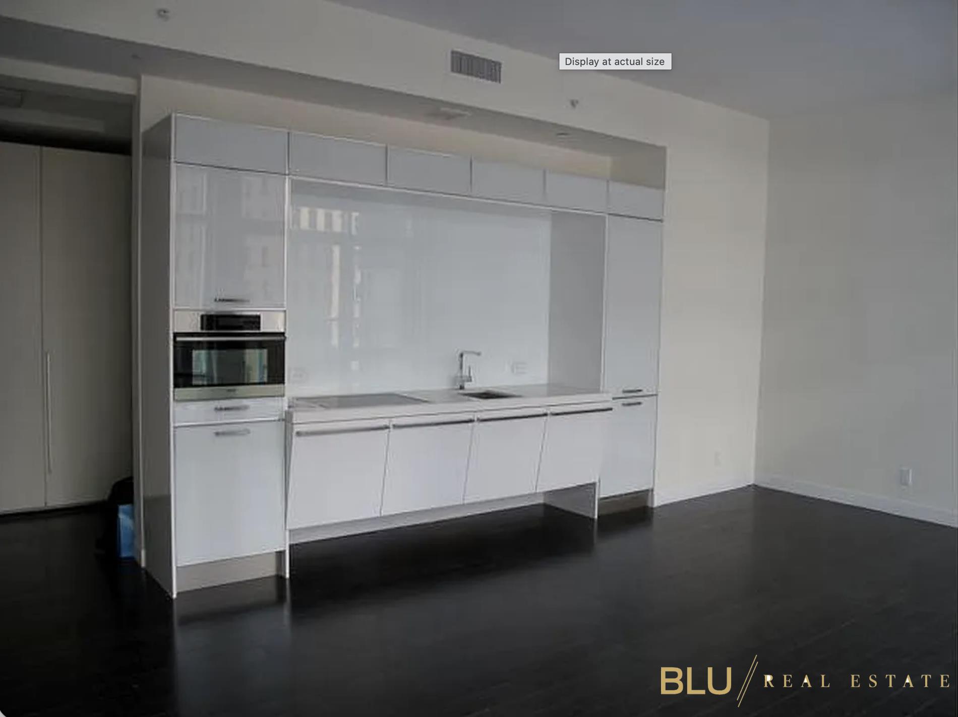 111 Fulton Street PH-202 Seaport District New York NY 10038