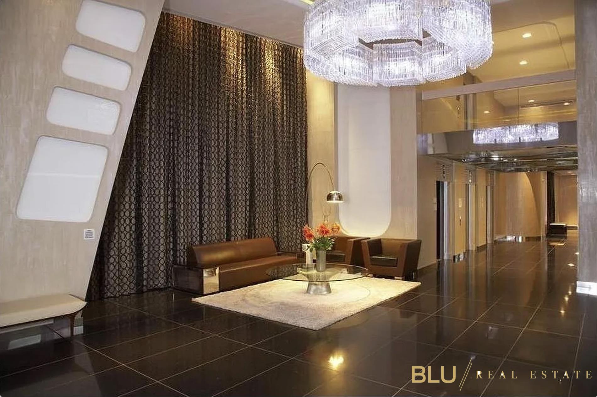 111 Fulton Street PH-202 Seaport District New York NY 10038