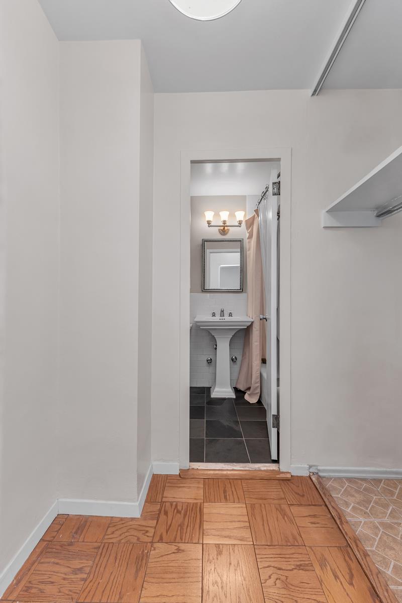 305 East 24th Street 10-L Kips Bay New York NY 10010