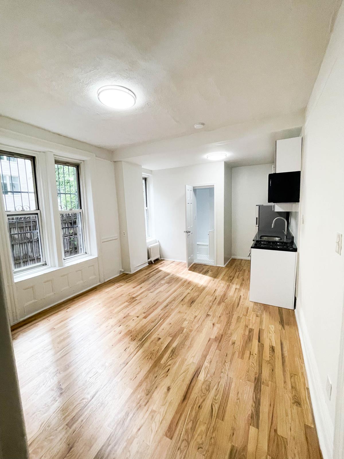 346 East 20th Street 4 Gramercy Park New York NY 10003