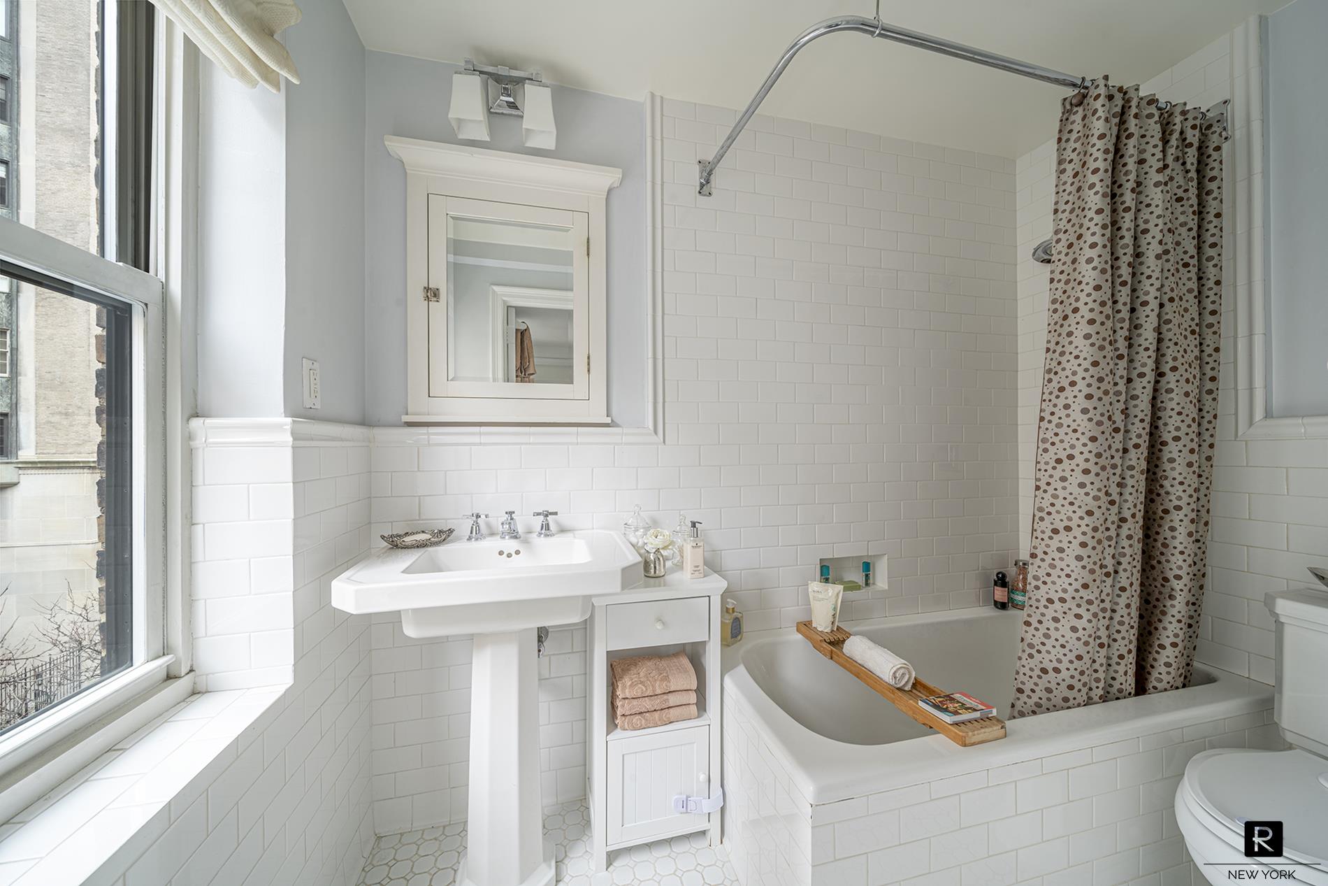 424 East 52nd Street Beekman Place New York NY 10022