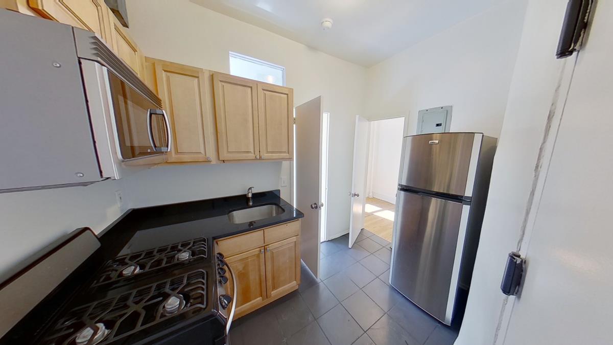 234-236 Thompson Street 24 Greenwich Village New York NY 10012