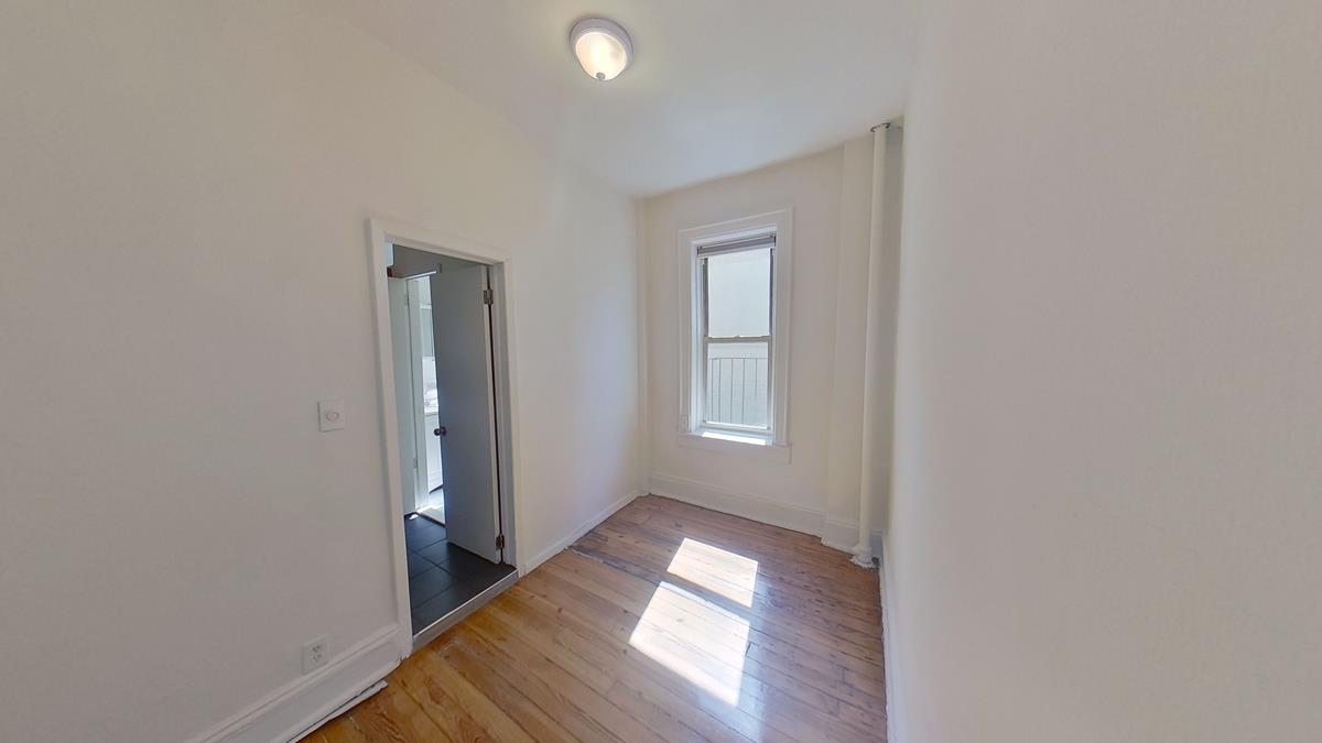 234-236 Thompson Street 24 Greenwich Village New York NY 10012