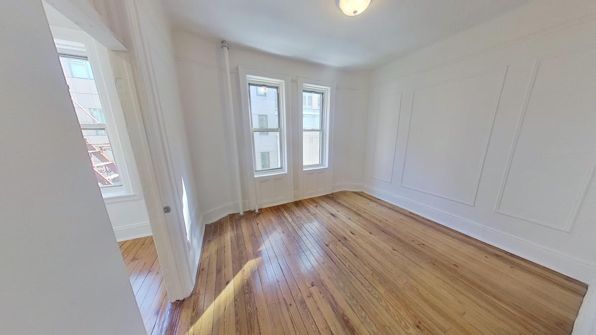 234-236 Thompson Street 24 Greenwich Village New York NY 10012