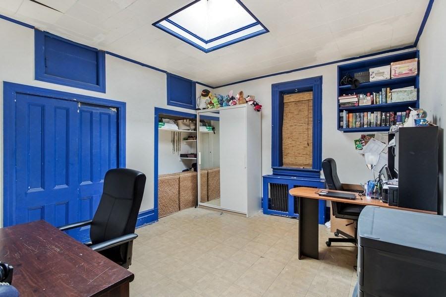 45-10 23rd Street Court Square Queens NY 11101