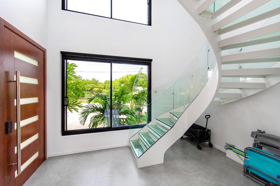 27 June Plum Road Out of NYC Grace Bay Providenciales