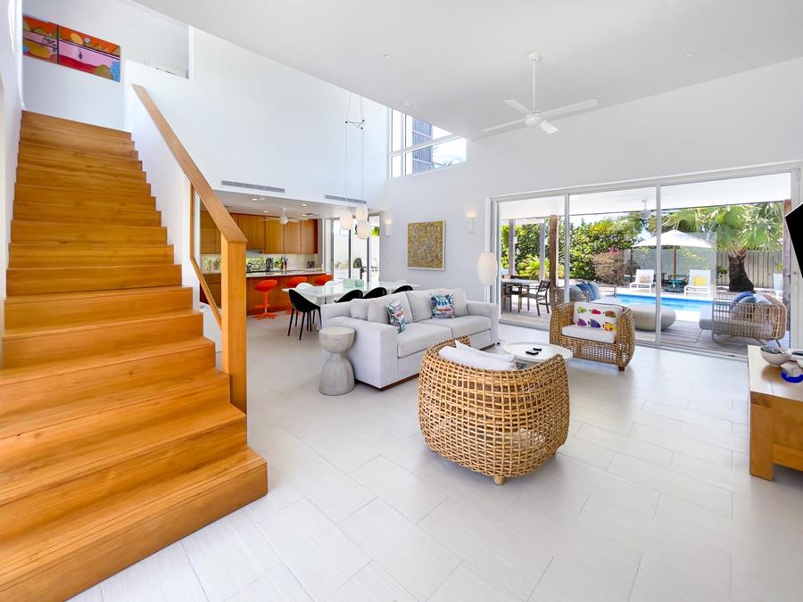 Sunset Beach Enclave Out of NYC Leeward Providenciales