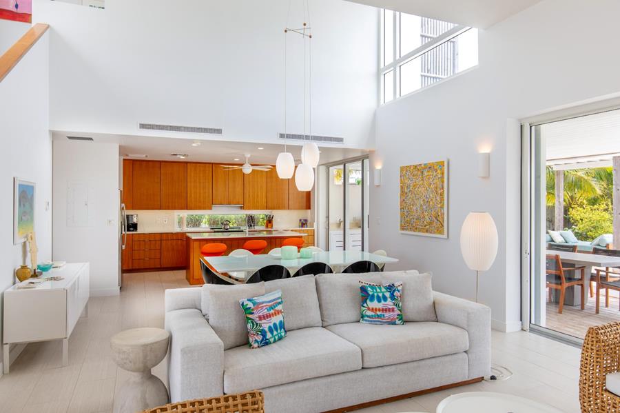 Sunset Beach Enclave Out of NYC Leeward Providenciales