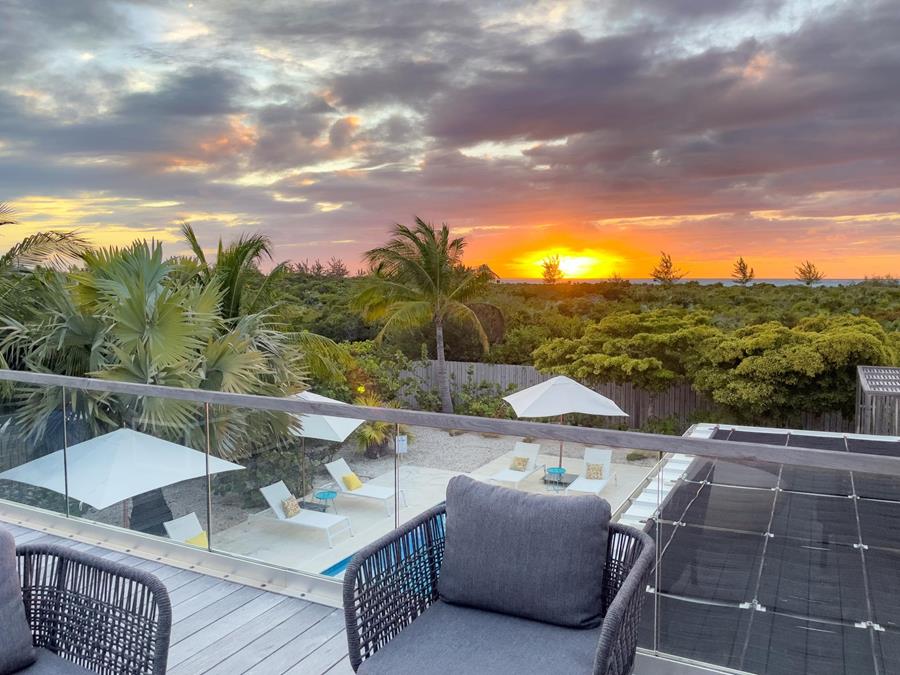 Sunset Beach Enclave Out of NYC Leeward Providenciales