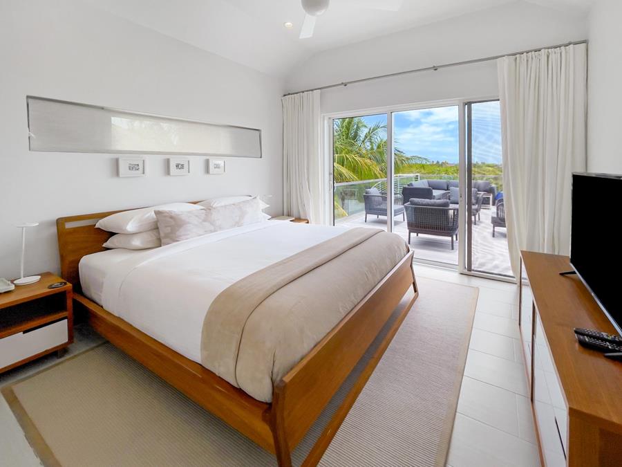Sunset Beach Enclave Out of NYC Leeward Providenciales