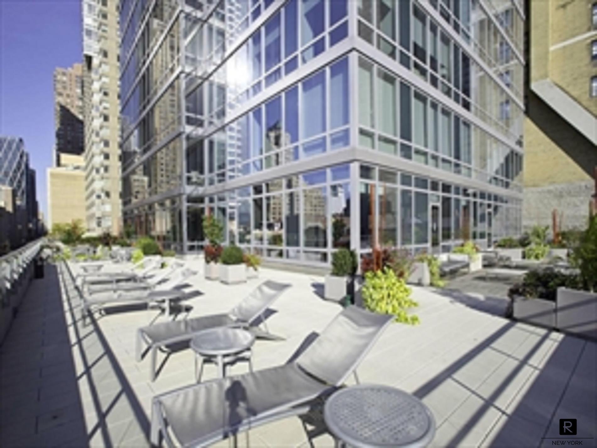 247 West 46th Street Midtown West New York NY 10036