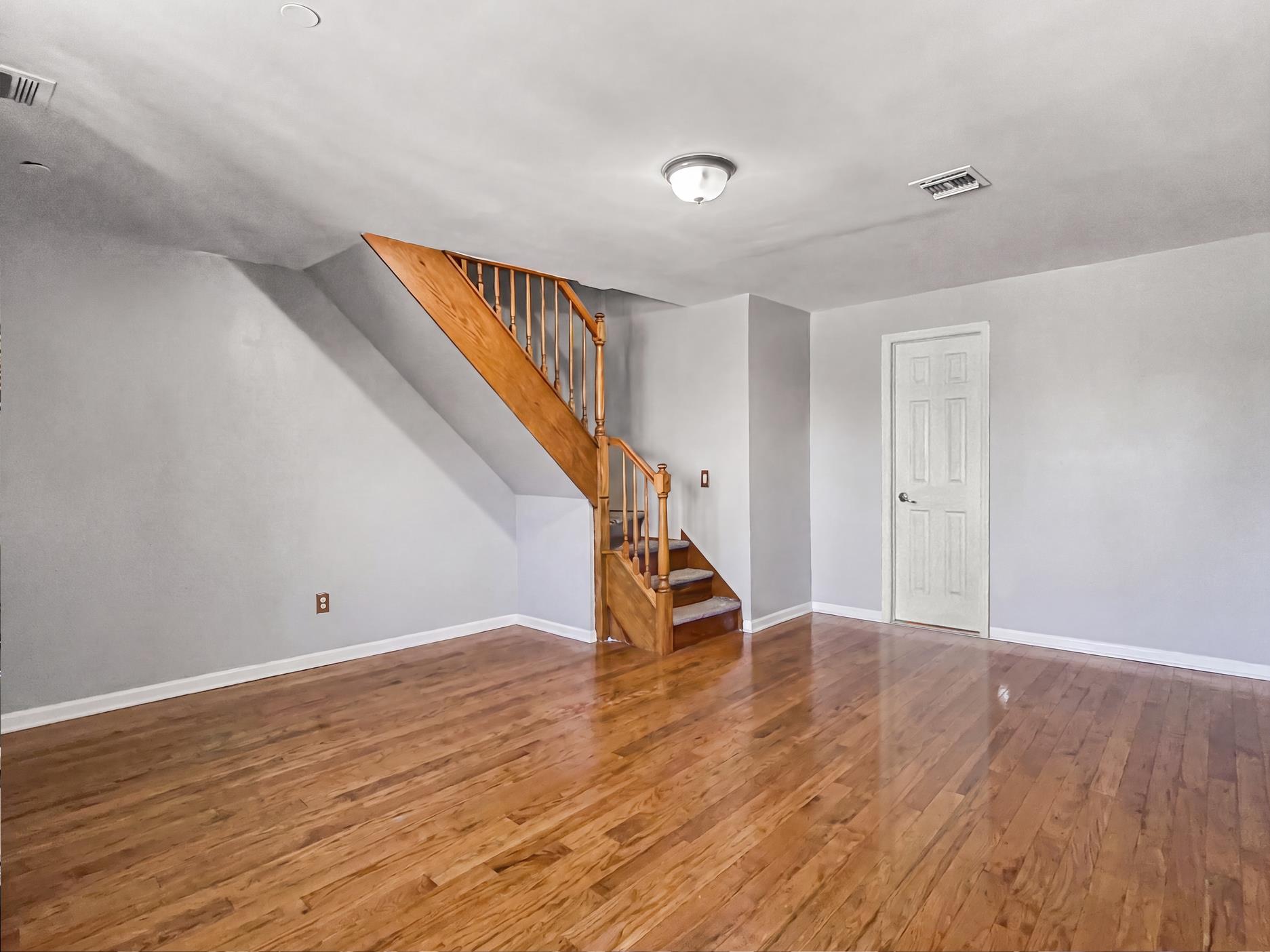 339 Avenue P 6-B Gravesend Brooklyn NY 11204