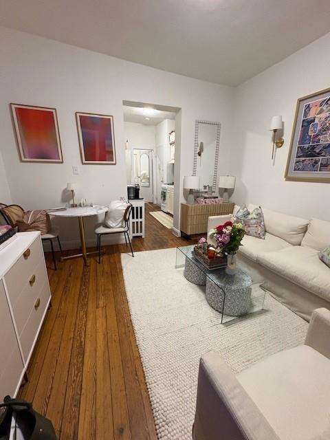 523 Hudson Street 5-RN W. Greenwich Village New York NY 10014