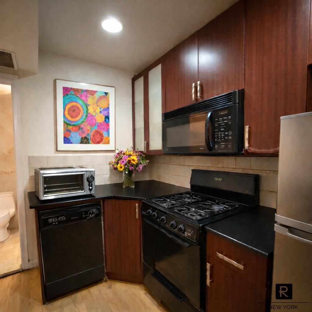 2082 Frederick Douglass Blvd. West Harlem New York NY 10026