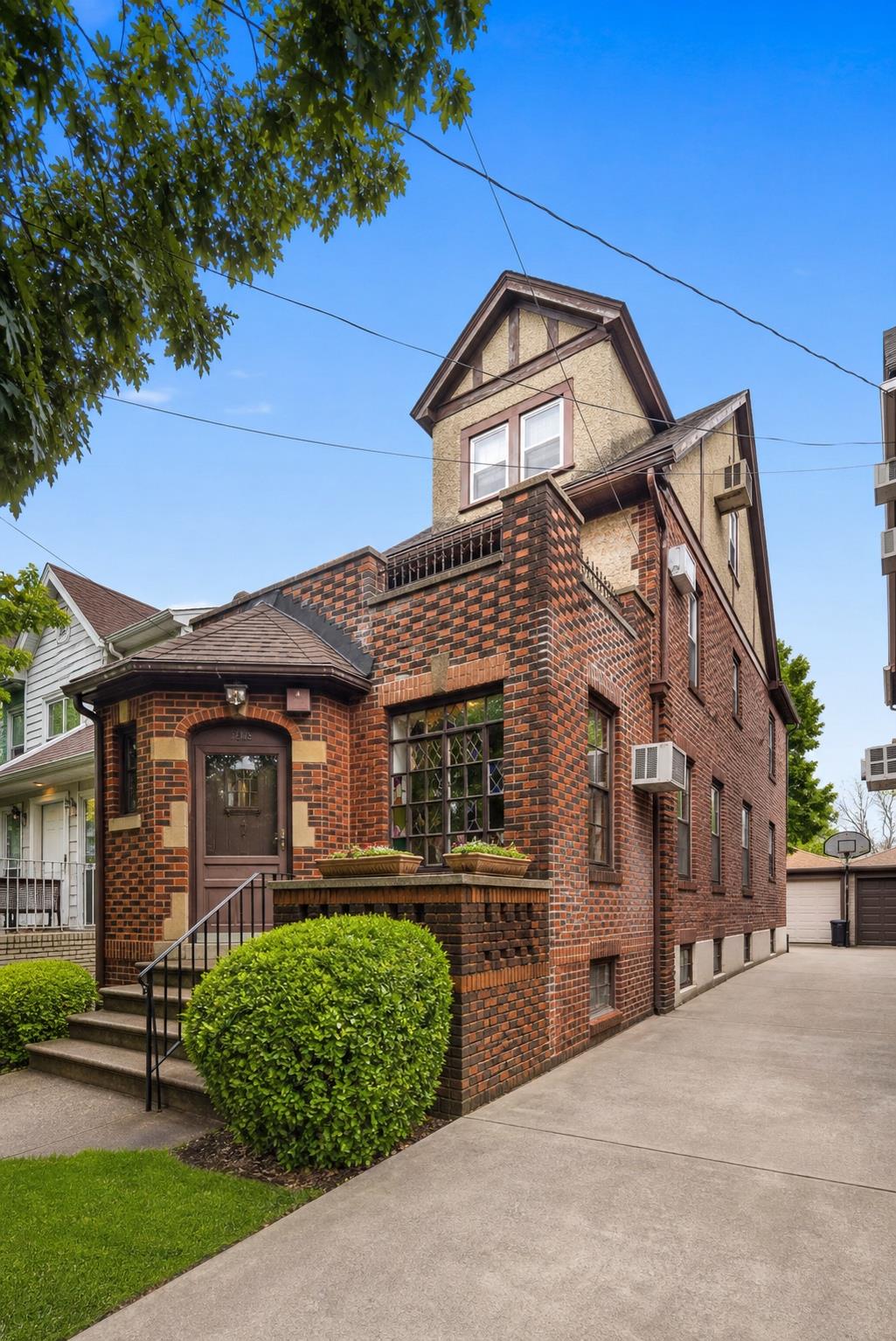 1216 East 28th Street Midwood Brooklyn NY 11210