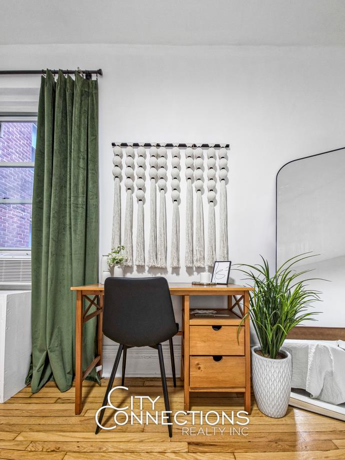 223 East 50th Street Turtle Bay New York NY 10022