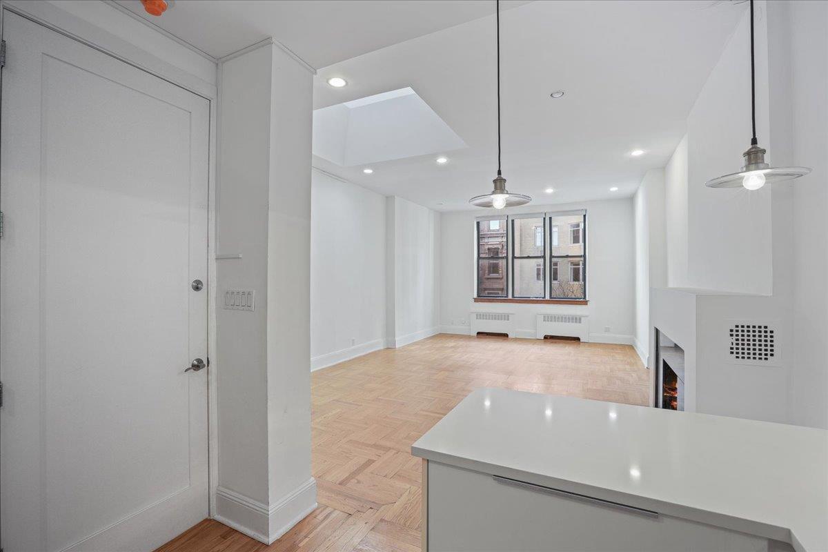 52 East 76th Street Upper East Side New York NY 10021