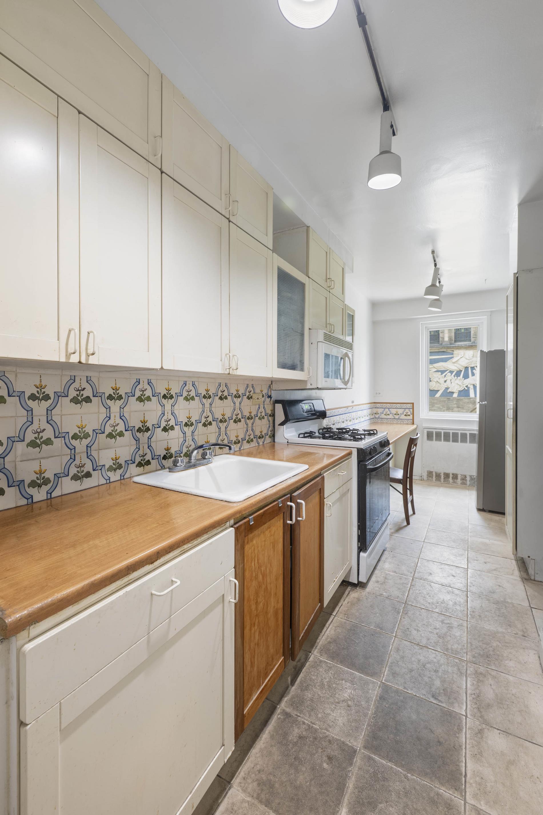 30 West 60th Street 5-P Lincoln Square New York NY 10023