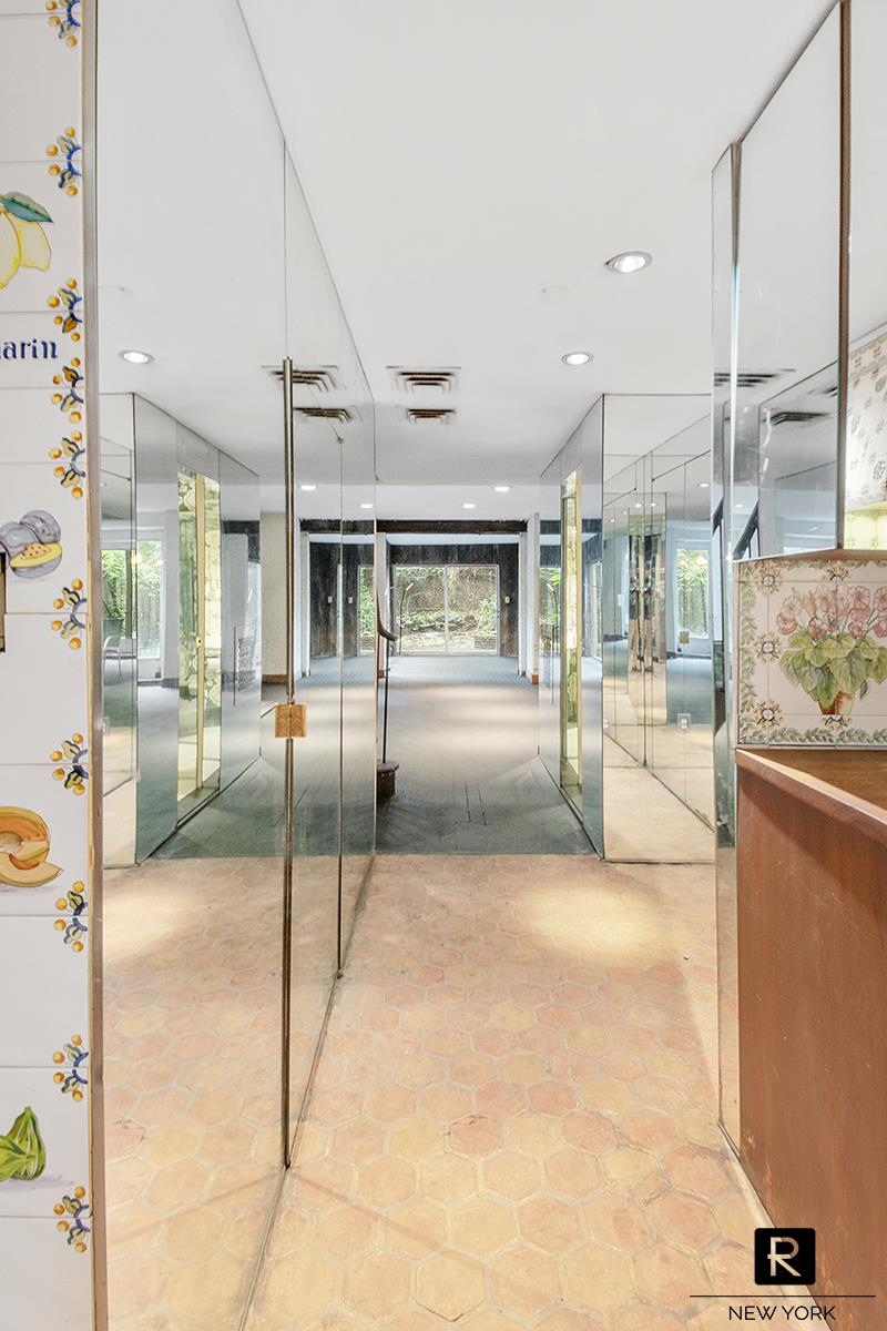 233 East 60th Street Upper East Side New York NY 10022