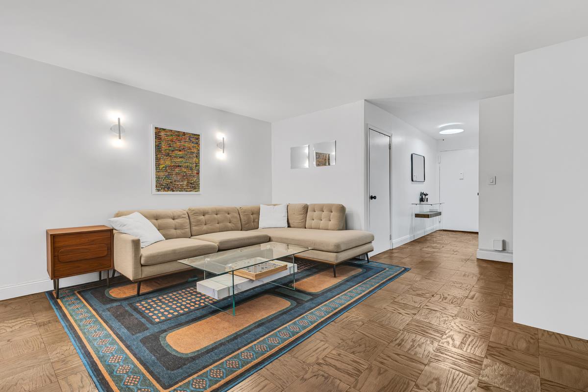 305 East 24th Street 15-L Kips Bay New York NY 10010
