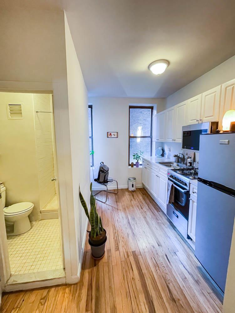 257 West 10th Street 2-E W. Greenwich Village New York NY 10011