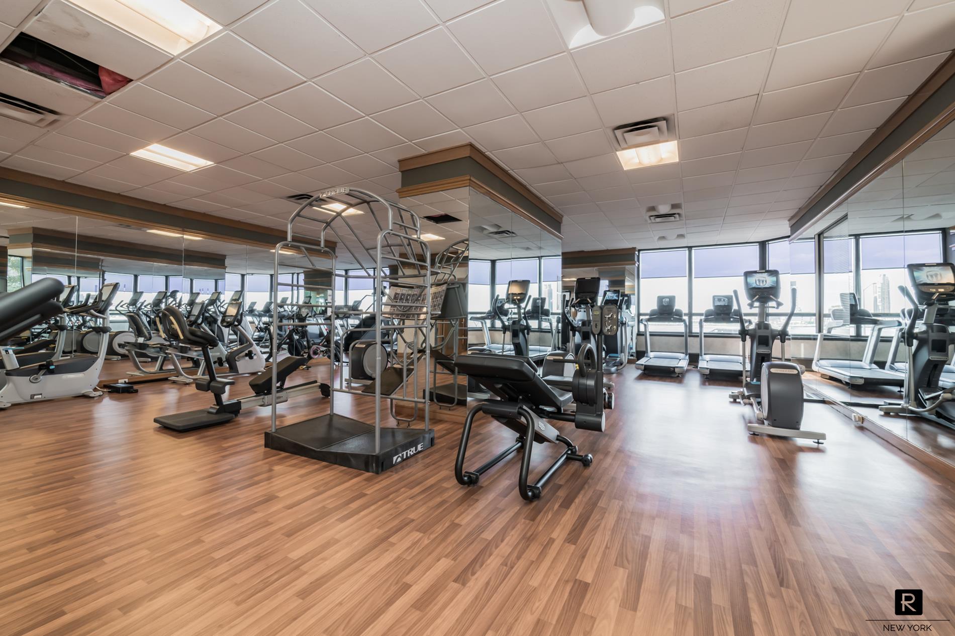 415 East 37th Street Midtown East New York NY 10016