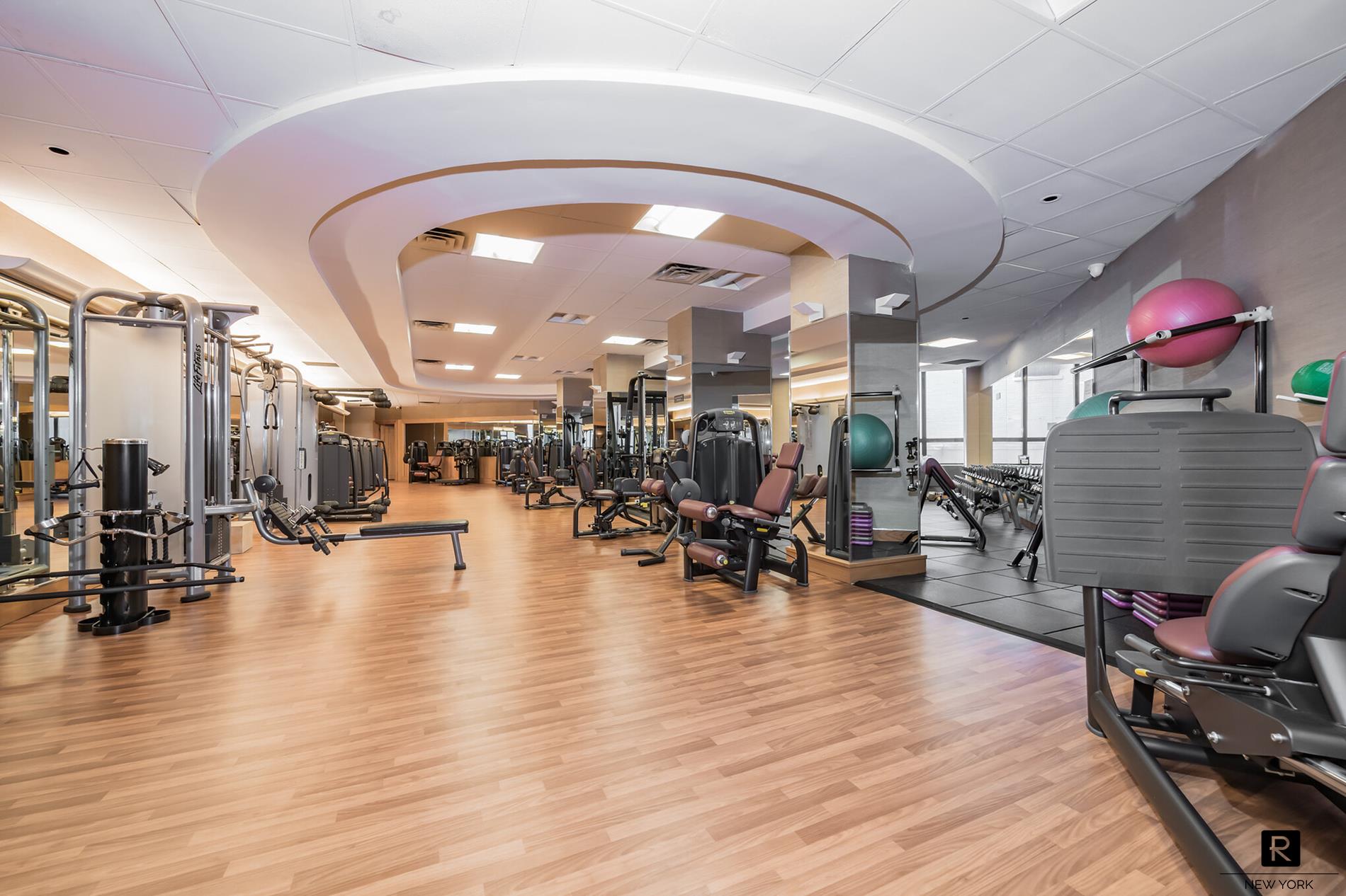 415 East 37th Street Midtown East New York NY 10016