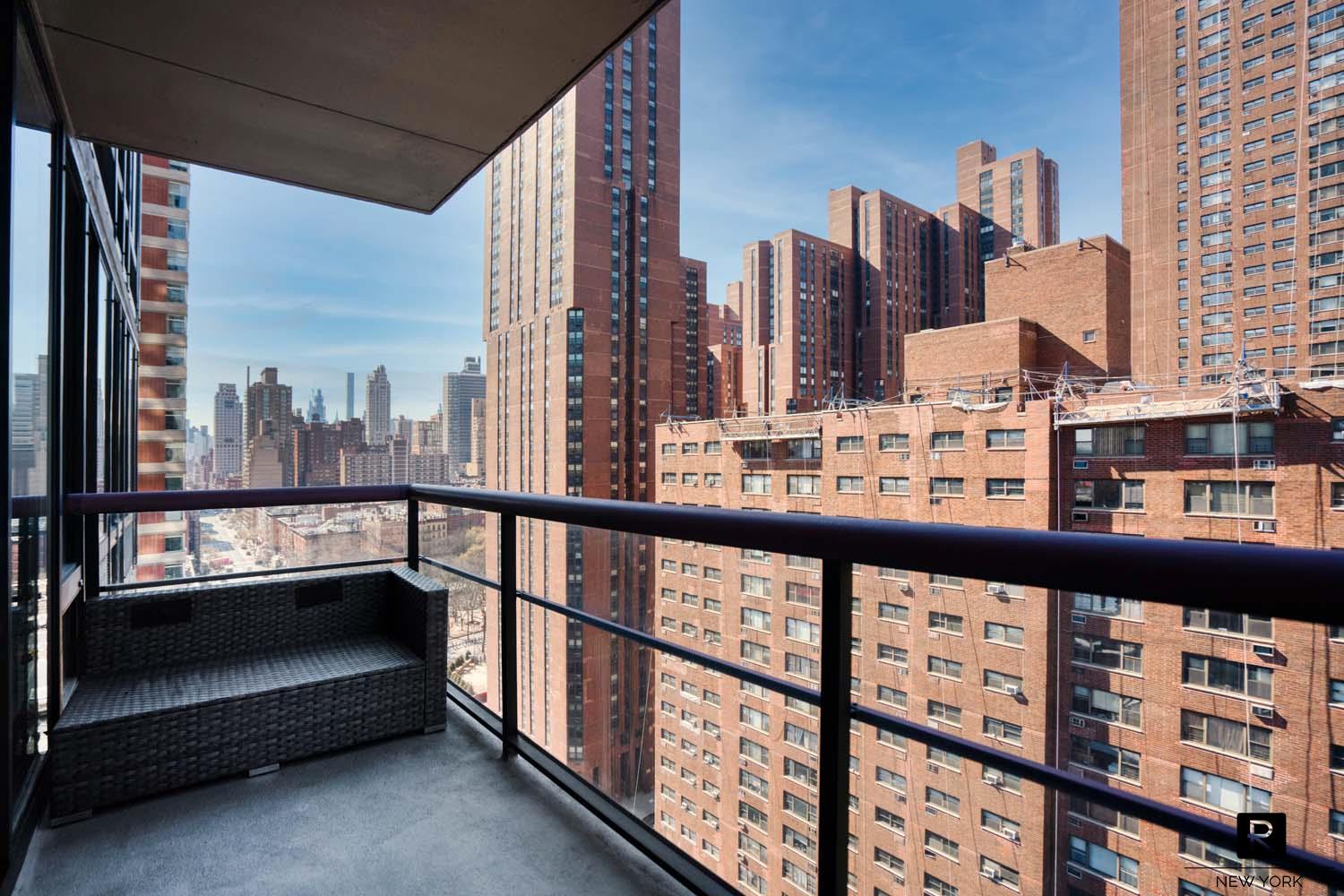 300 East 93rd Street Upper East Side New York NY 10128