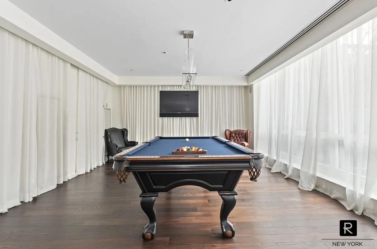 340 East 23rd Street Gramercy Park New York NY 10010