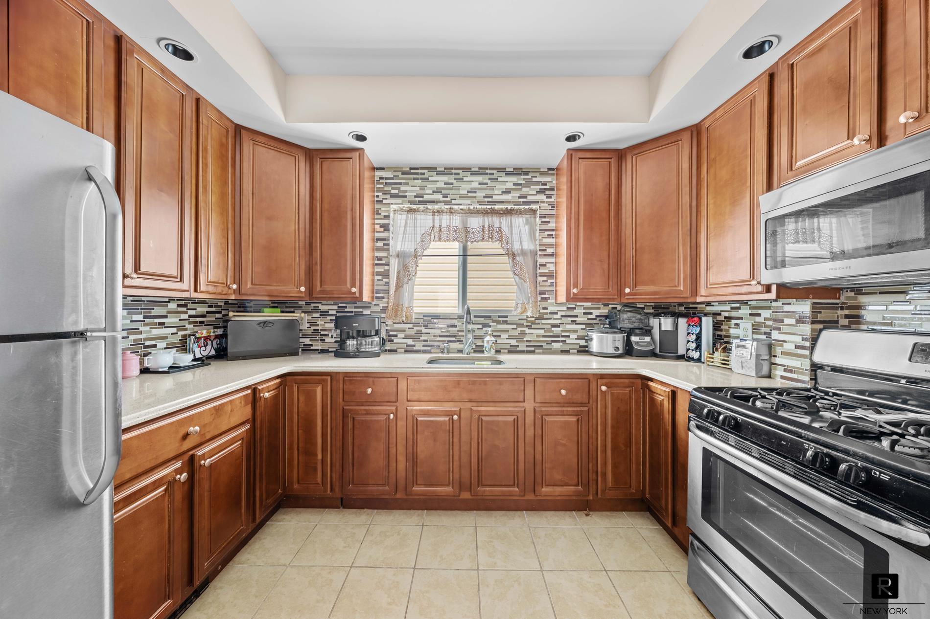 20 8th Street New Dorp Staten Island NY 10306