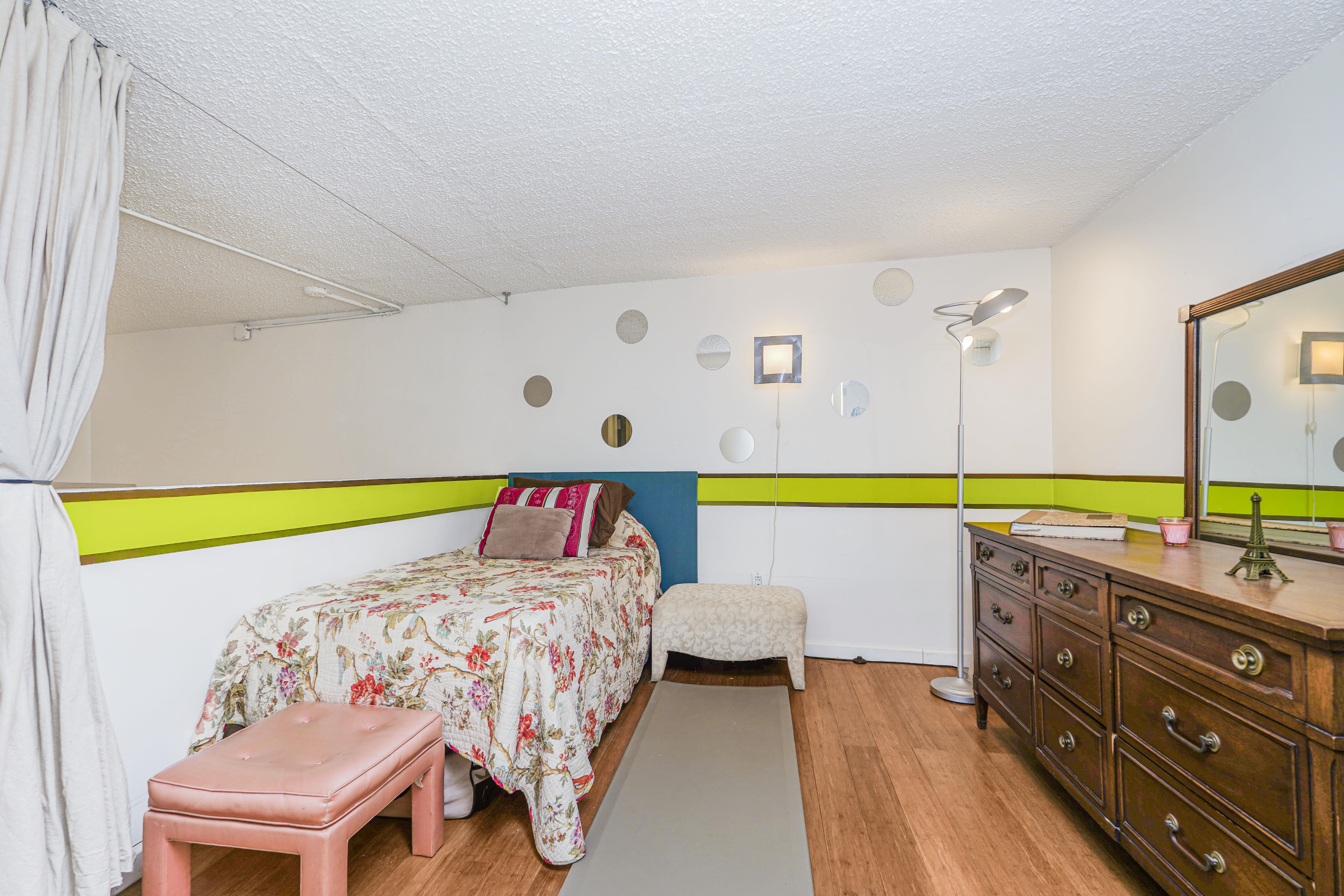 10 Bay Street Landing St. George Staten Island NY 10301